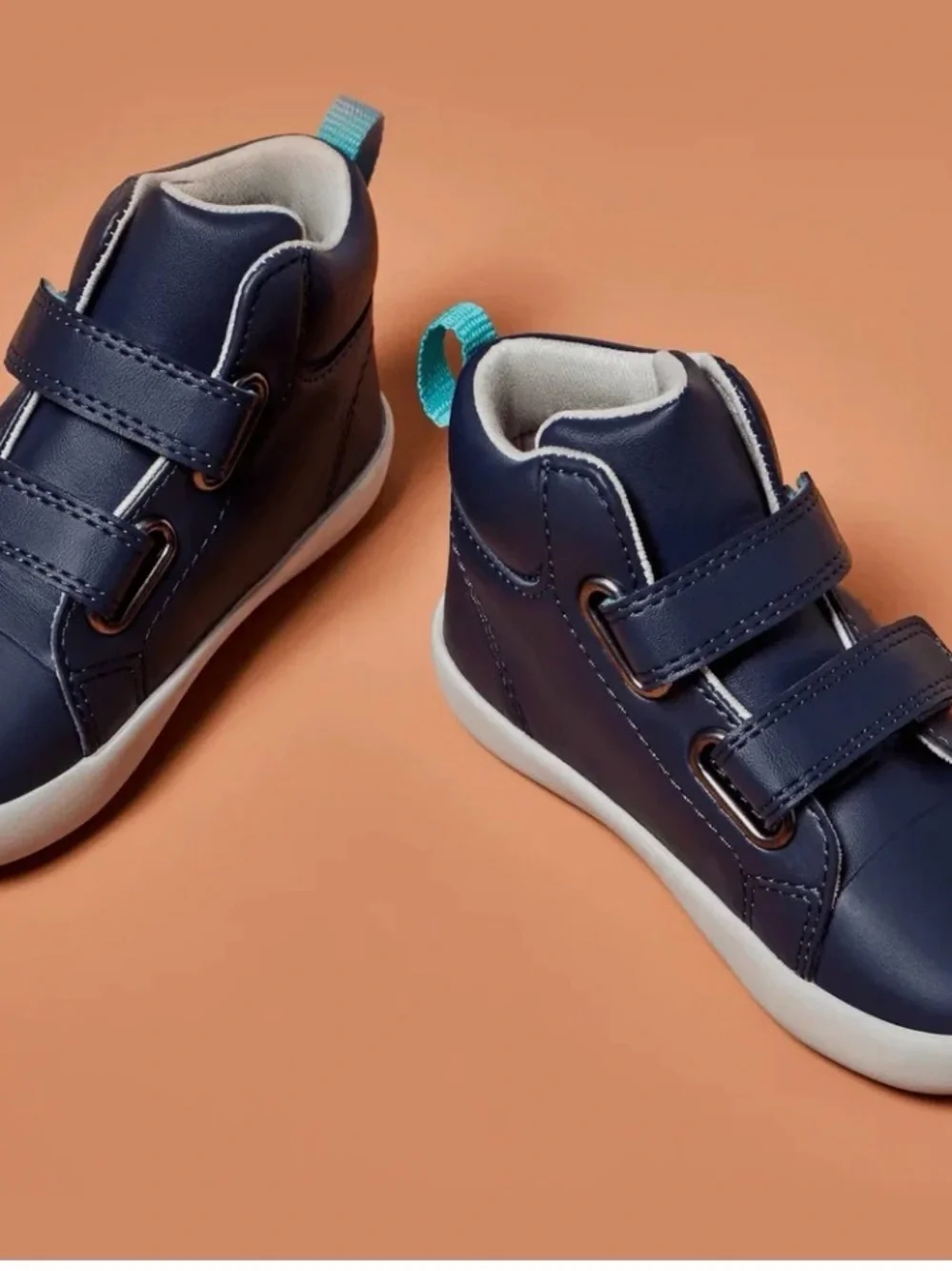 Kids Gray Hook-and-Loop Boots with Teal Accent Ten little